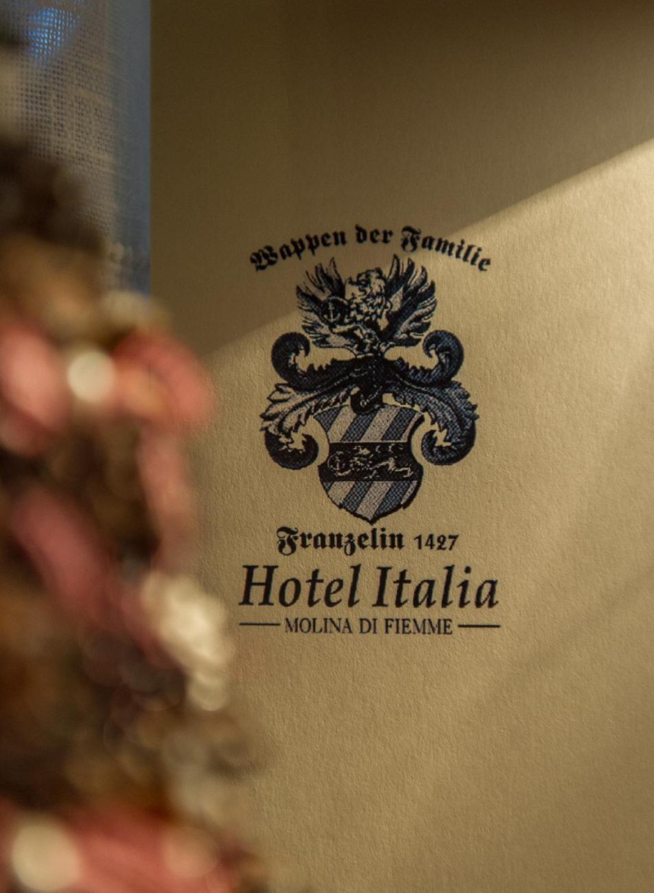 Hotel Italia Castello-Molina di Fiemme ภายนอก รูปภาพ